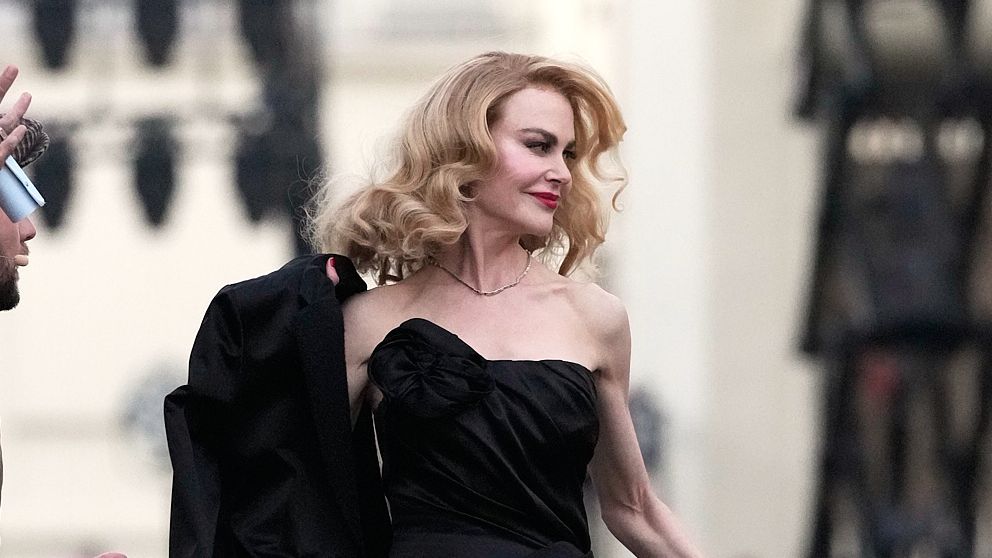 Vogue World Spring 2026 Fashion Showcase – Mirror Brief