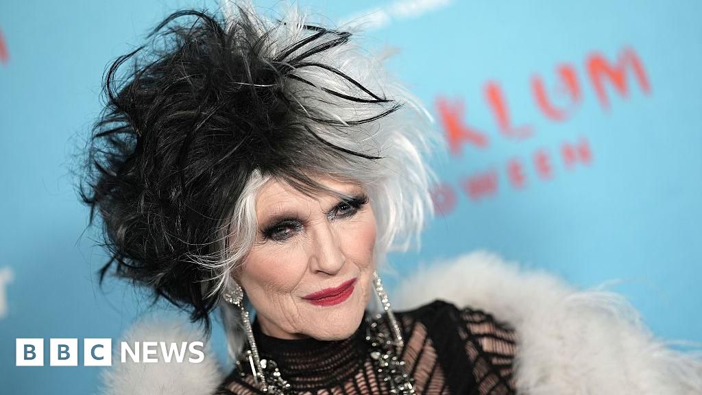 Heidi Klum’s Bash with Demi Lovato and Megan Thee Stallion – Mirror Brief